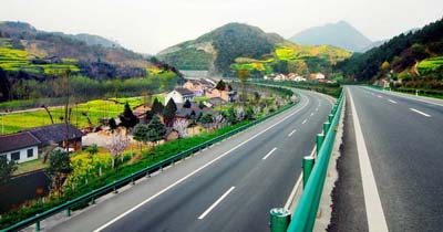 泰福特電子GPS北斗雙模NTP服務(wù)器在京昆高速投運(yùn)！